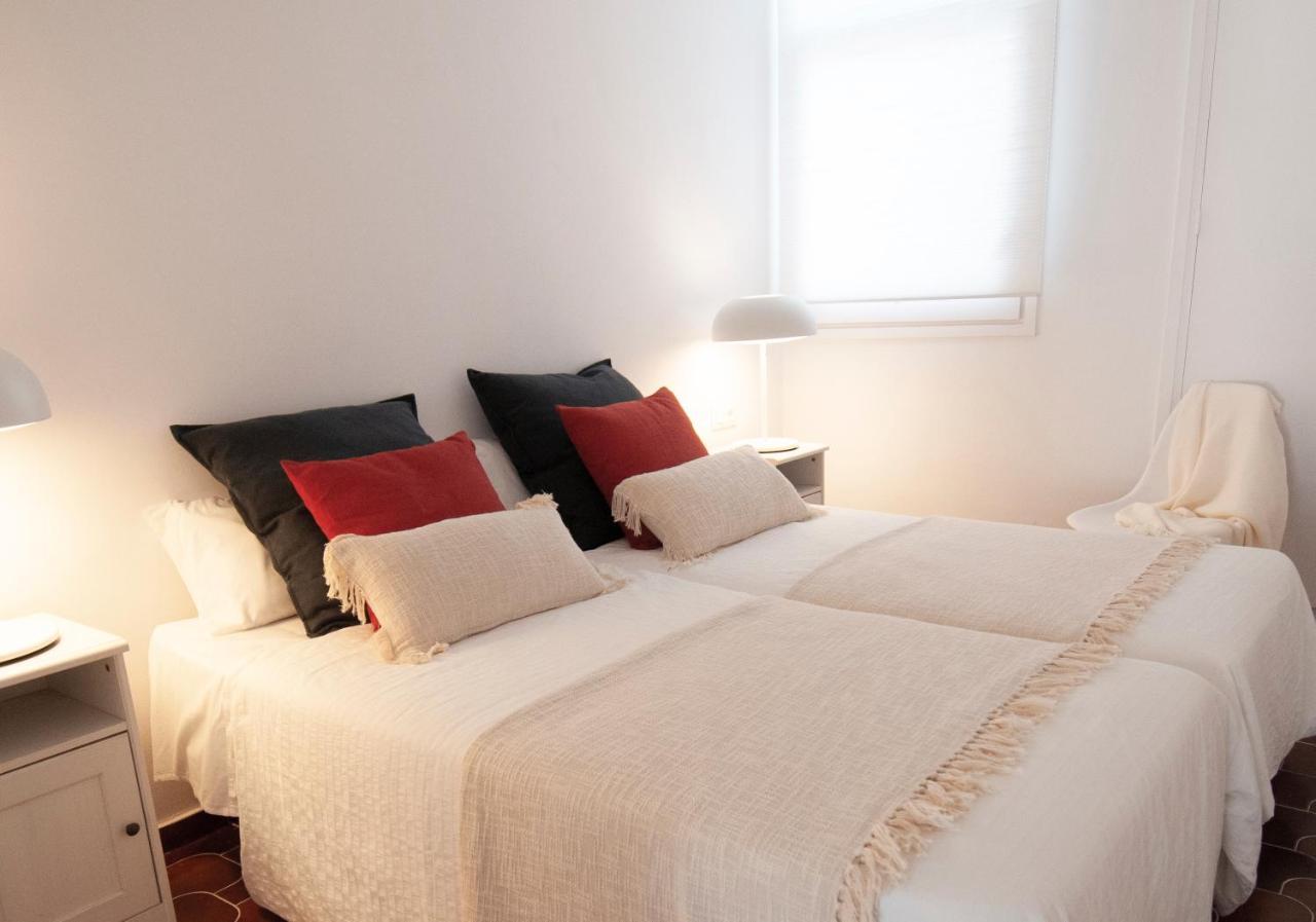 Casa Blanca Beach Apartment Торредембарра Экстерьер фото