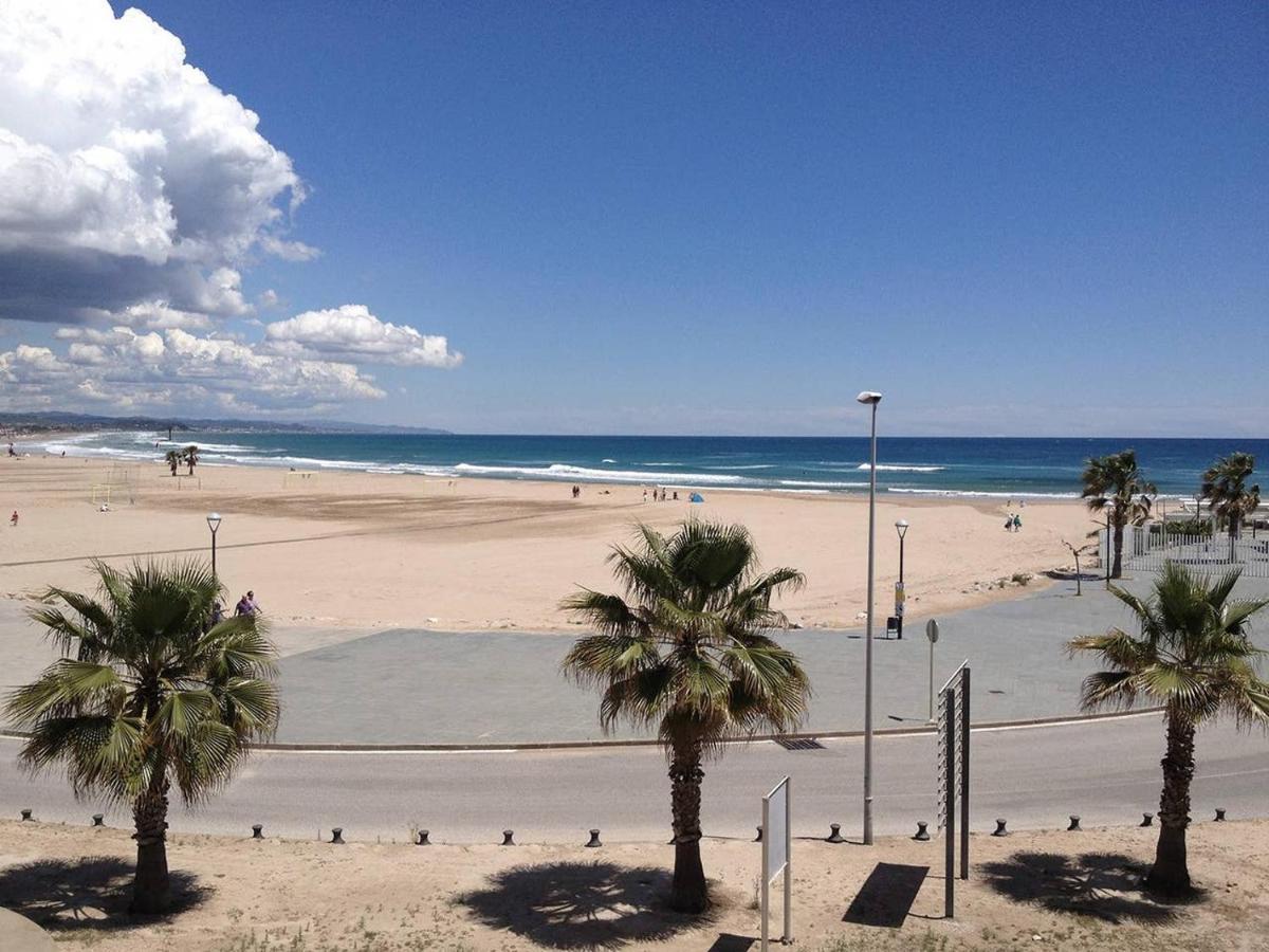 Casa Blanca Beach Apartment Торредембарра Экстерьер фото